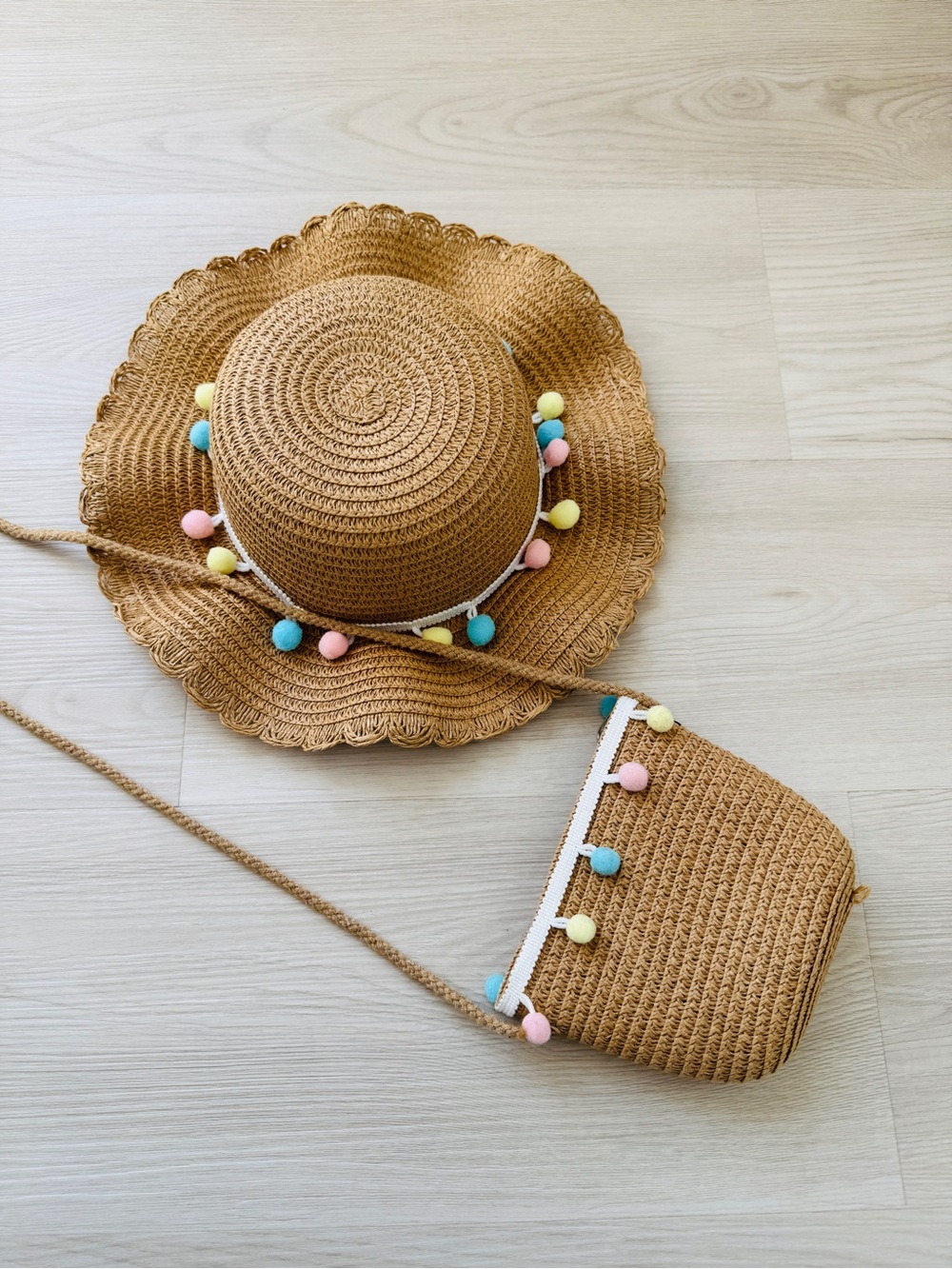 Kids Brown Straw Hat and Crossbody Bag Set for little kids girl